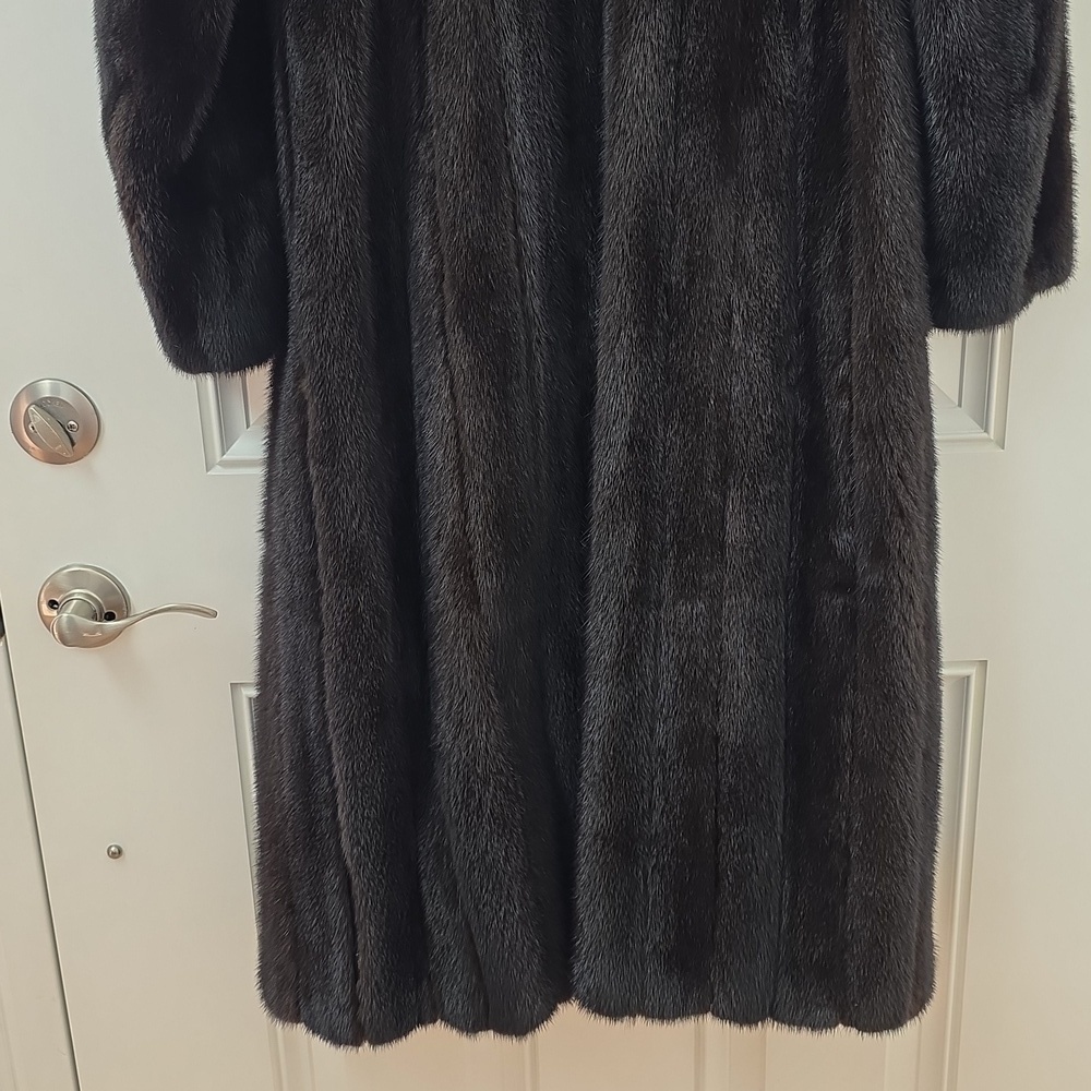 Antonovich Black/Dark Brown Full Length Mink Coat. Size Medium - Picture 14 of 14